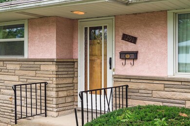 1291 Hamlin Place, Columbus, OH 43227 - photo 4