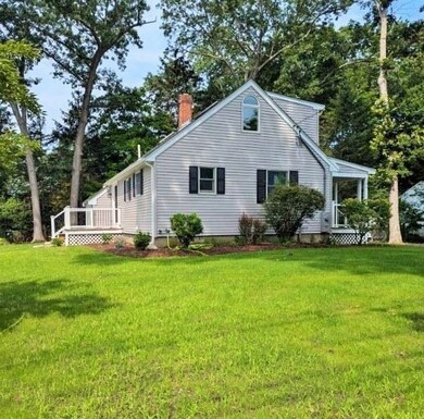 286 Raynor Ave, Whitman, MA 02382 - photo 4