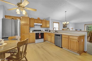 6321 W 130th St, Parma Heights, OH 44130 - photo 3