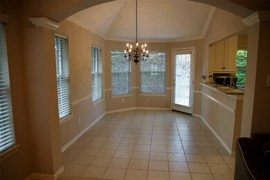 402 Pine Creek Dr, Friendswood, TX 77546 - photo 4