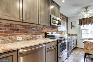 5912 Prince James Dr unit 75, Springfield, VA 22152 - photo 5