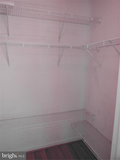 9076 Two Bays Rd, Lorton, VA 22079 - photo 5