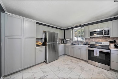 1701 Crestview Ave, Columbia, SC 29223 - photo 2