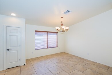 4067 dining area 2