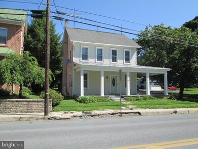 131 E Main St, Brownstown, PA 17508 - photo 3