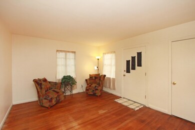 8816 Atter Ln, Jacksonville, FL 32216 - photo 2