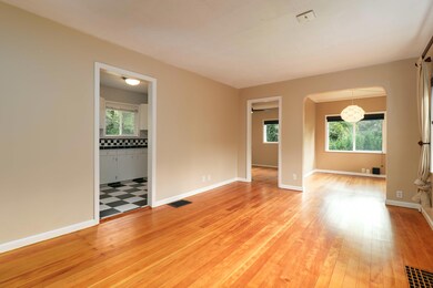 3651 SW Spring Garden St - 05