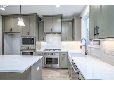 10062 SE Hornaday Ave unit 368, Happy Valley, OR 97086 - photo 2