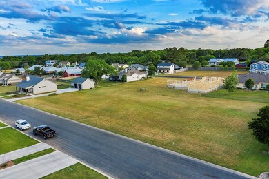917 Laurel Ln unit 55, Fredericksburg, TX 78624 - photo 3