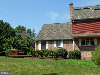 10 Buckingham Dr, Reading, PA 19605 - photo 7