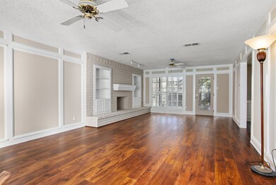 117 Saint Cloud Dr, Friendswood, TX 77546 - photo 4