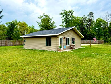 4223 S Harvard Ave, Baldwin, MI 49304 - photo 2