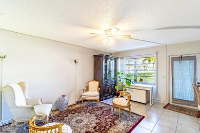 213 Fanshaw F unit 2130, Boca Raton, FL 33434 - photo 4