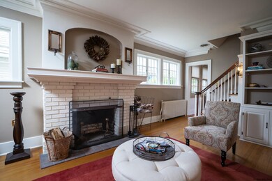 1357 Regent St, Schenectady, NY 12309 - photo 4