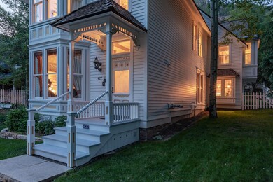 ExtGlowSideYard