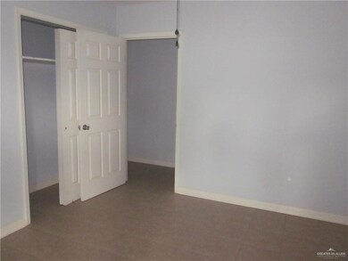 315 N 13th St unit B, Donna, TX 78537 - photo 5