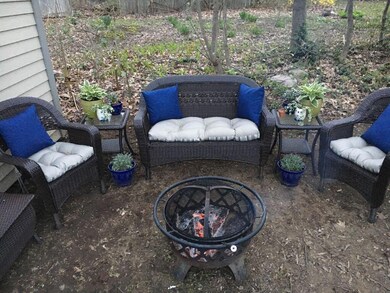 Exterior_Fire Pit