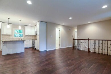 5324 Switzer St, Shawnee, KS 66203 - photo 3