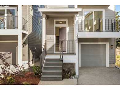 18933 SW Hazelwood Ln unit L-9, Aloha, OR 97007 - photo 2