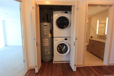 Keauhou Place unit 3410, Honolulu, HI 96813 - photo 4