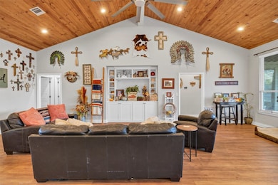 851 Hood Ct, Granbury, TX 76048 - photo 6