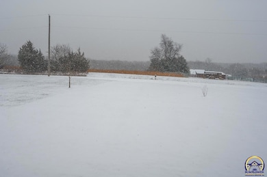 13223 Blue Mound Rd, Valley Falls, KS 66088 - photo 2