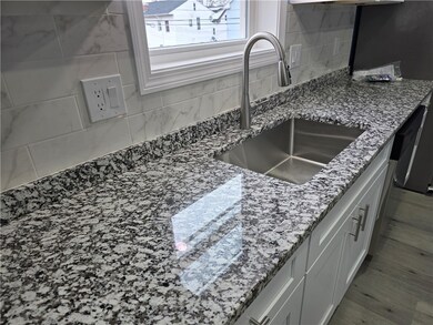 17 Bergen St unit 2nd FL, Providence, RI 02908 - photo 2