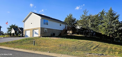 2503 Grotto Ln, Sevierville, TN 37876 - photo 5