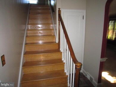 201 W Conestoga St, New Holland, PA 17557 - photo 5