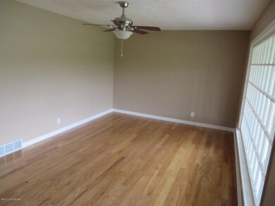 7703 Outer Loop, Louisville, KY 40228 - photo 6