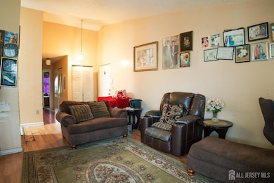 1030 Edpas Rd, New Brunswick, NJ 08901 - photo 3