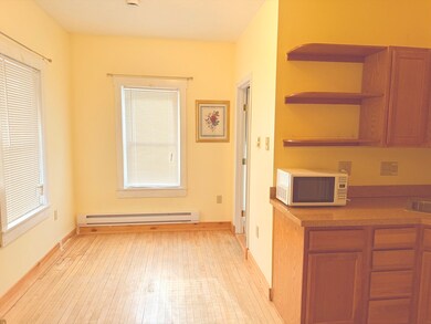 658 School St unit 3, Webster, MA 01570 - photo 5