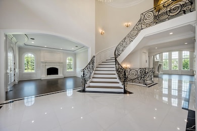 6413 S County Line Rd, Burr Ridge, IL 60527 - photo 4