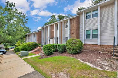 599 Winding Creek Rd, Fayetteville, NC 28305 - photo 4