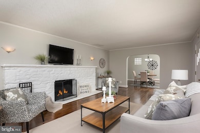 241 Ridgeway Rd, Catonsville, MD 21228 - photo 5