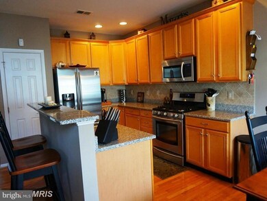 25832 Kirkwood Square, Chantilly, VA 20152 - photo 7