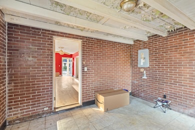 2025-10-23_1321_11th_st-srm-06