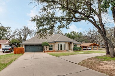 317 Granada Calle St, Granbury, TX 76049 - photo 2