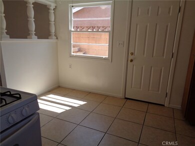 Kitchen Eating Area.