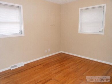 LAUNDRY: Laundry serves as the mudroom, too.