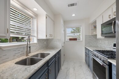 5815 Hoover St, Houston, TX 77092 - photo 7