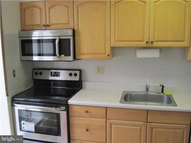 133 N Wayne Ave, Wayne, PA 19087 - photo 5