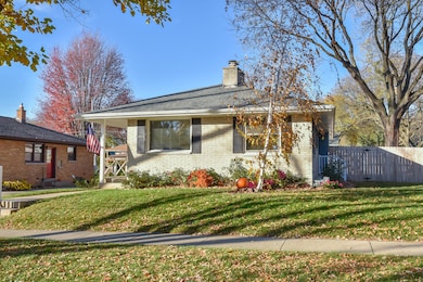 9602 W Arthur Ave, Milwaukee, WI 53227 - photo 2