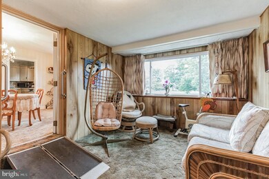 912 Jamestown Rd, Broomall, PA 19008 - photo 5