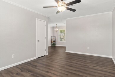 403 Throckmorton St, Weatherford, TX 76086 - photo 5