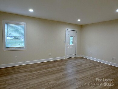 19612 Oak St unit 9, Cornelius, NC 28031 - photo 2