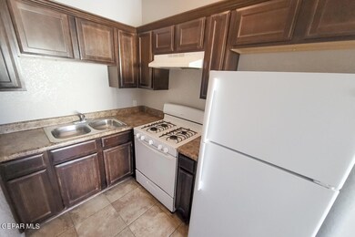 1100 Cedar St unit 6, El Paso, TX 79930 - photo 5