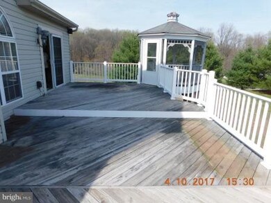 8638 Willow Run Rd, Windsor Mill, MD 21244 - photo 6