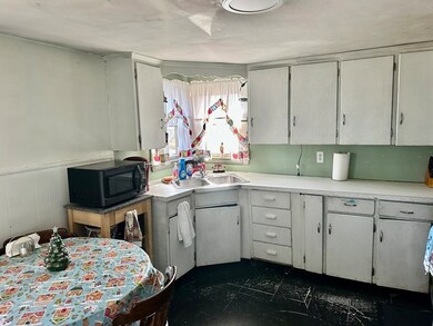 97 Hillcrest Rd, Waltham, MA 02451 - photo 3