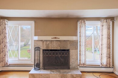 10 Marmion Ave, Worcester, MA 01606 - photo 5